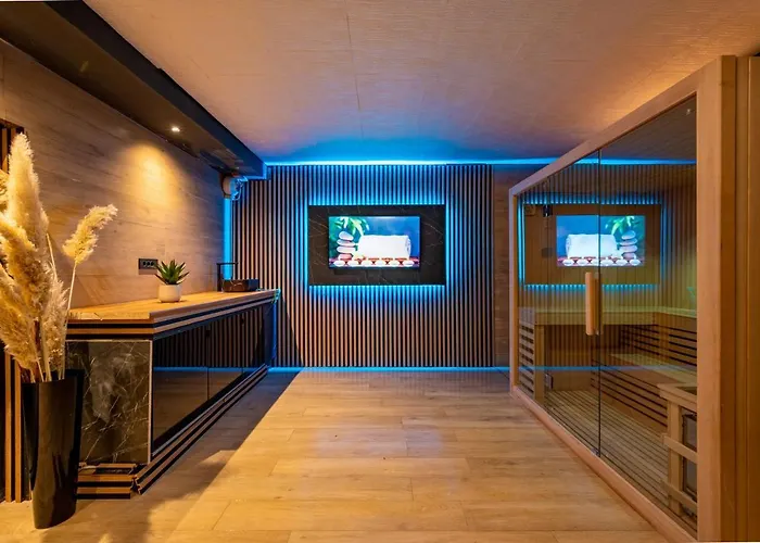 Vila Naya With Heated Pool And Hot Tub *