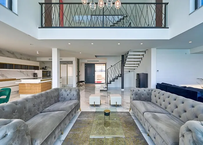 Vila Naya With Heated Pool And Hot Tub Veprinac
