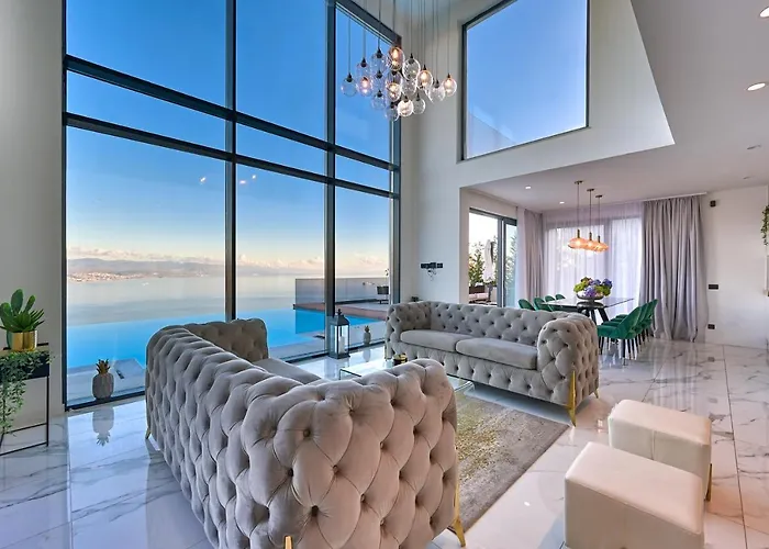 Vila Naya With Heated Pool And Hot Tub